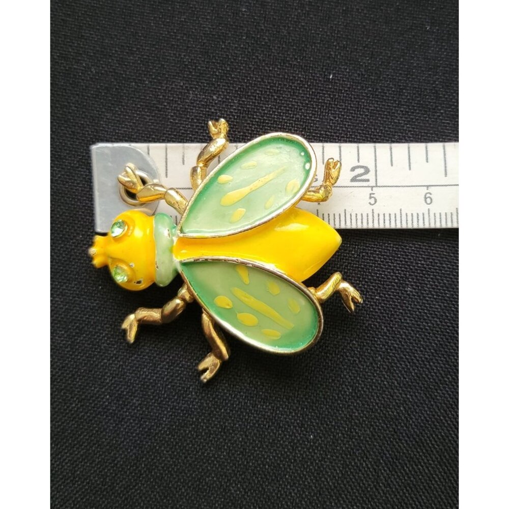 Vintage WEISS Enamel Fly Brooch w/ Green Rhinestones Insect Pin Jewelry SIGNED - Picture 7 of 8